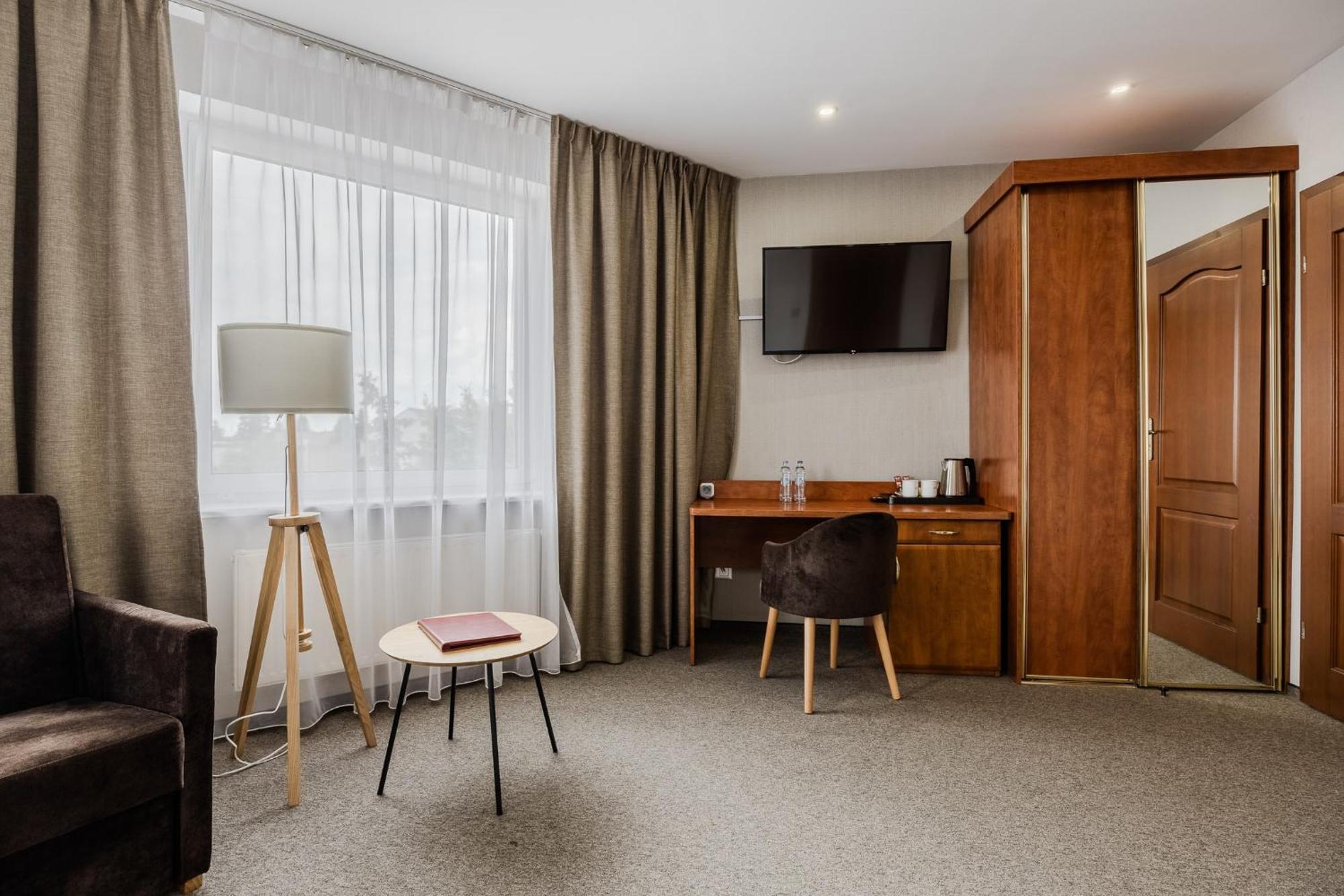 Hotel Caro Poznań Extérieur photo