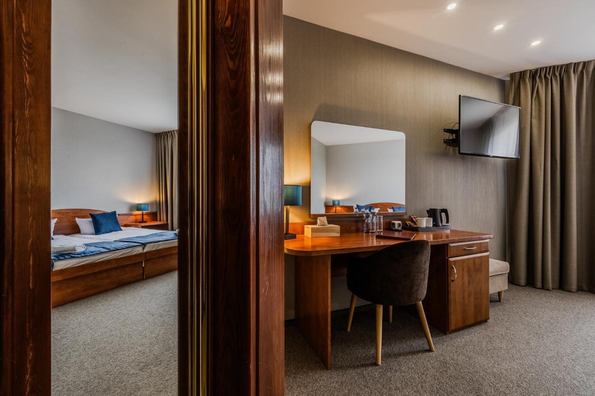 Hotel Caro Poznań Extérieur photo
