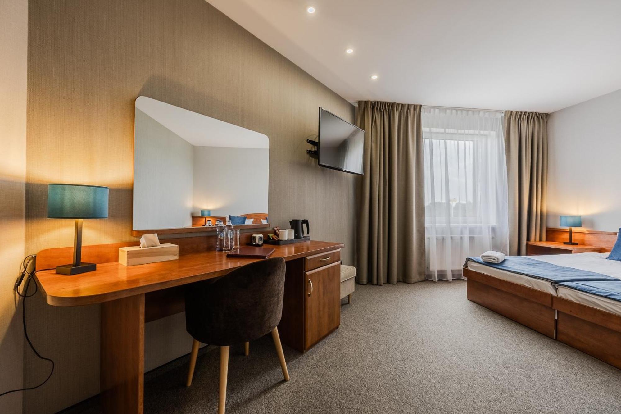 Hotel Caro Poznań Extérieur photo
