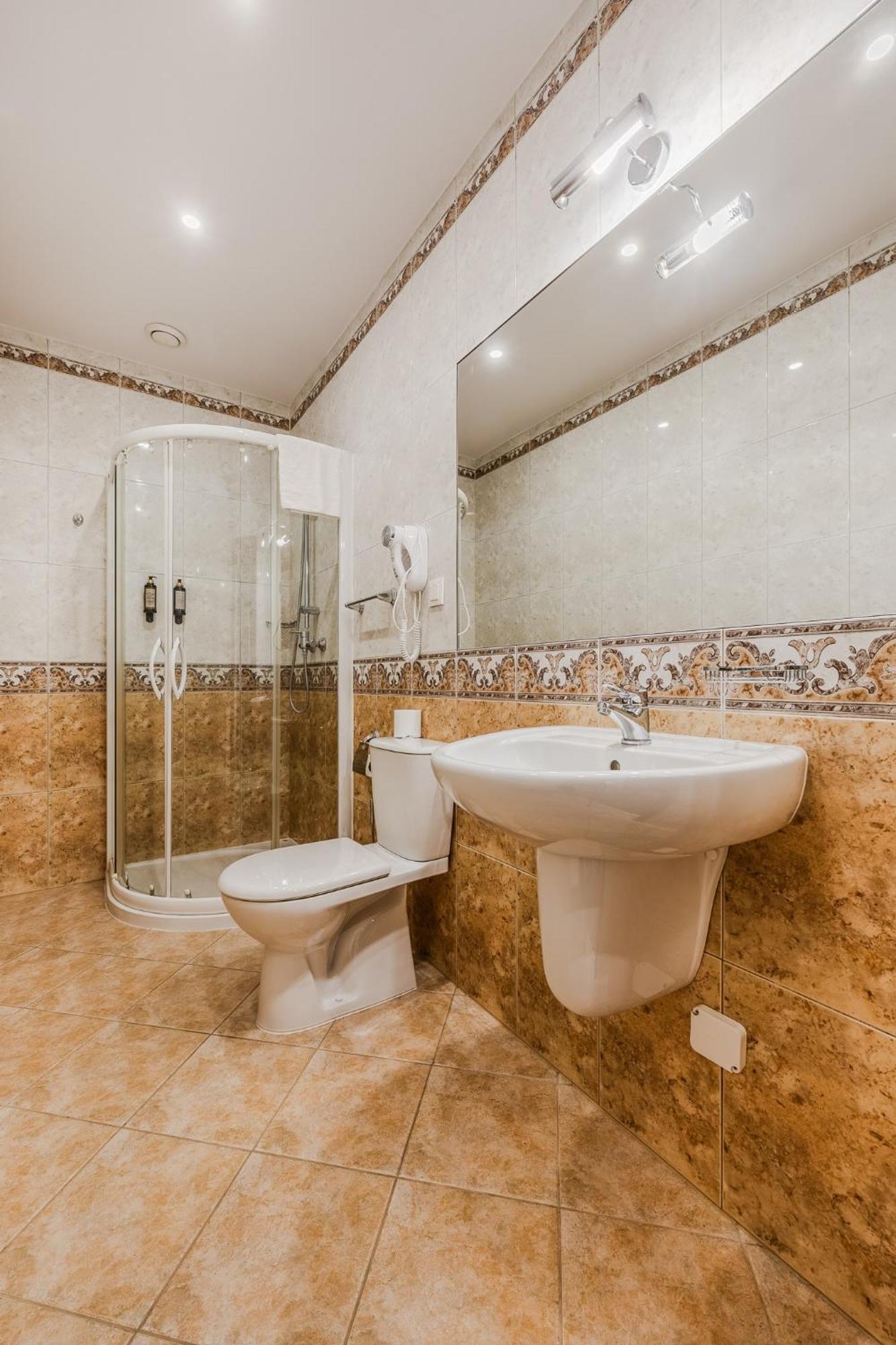 Hotel Caro Poznań Extérieur photo