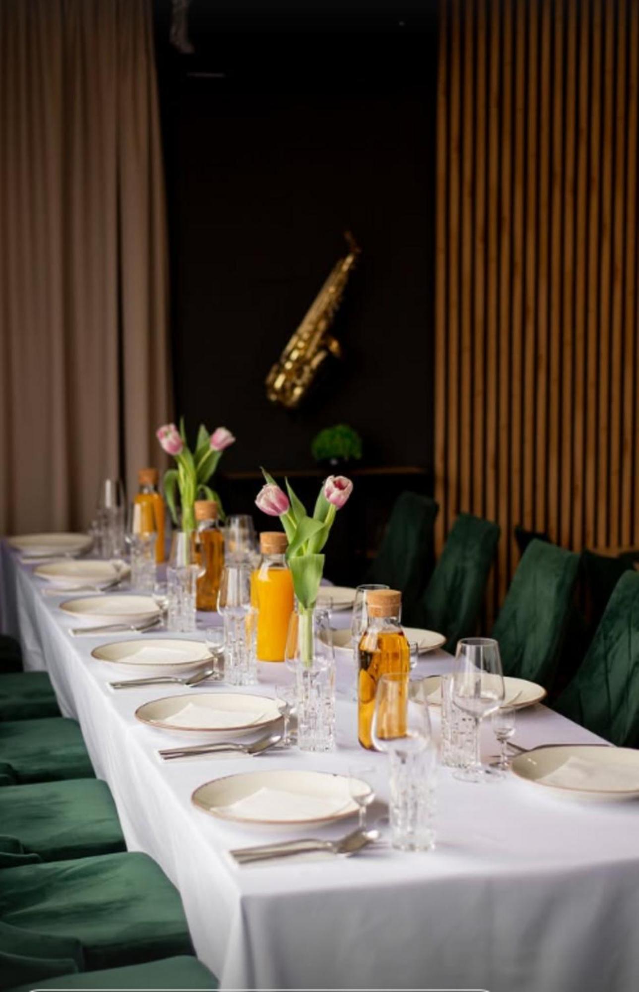 Hotel Caro Poznań Extérieur photo