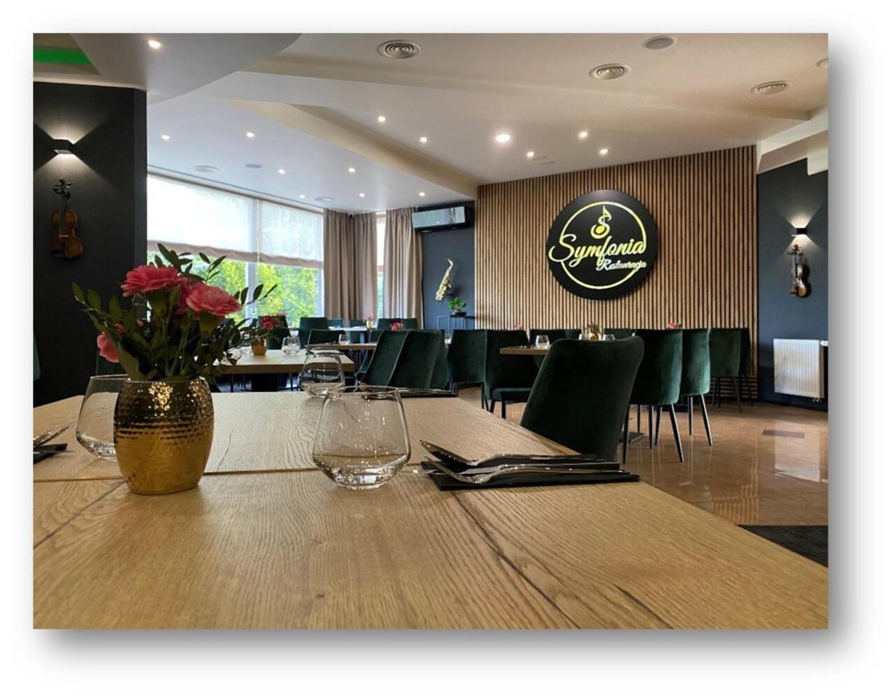 Hotel Caro Poznań Extérieur photo
